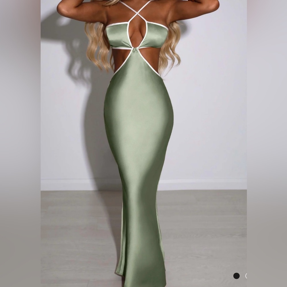 Elegant Green Maxi Dress